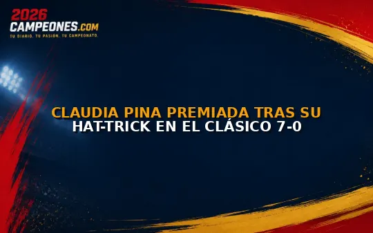 Claudia Pina premiada tras su hat-trick en el Clásico 7-0